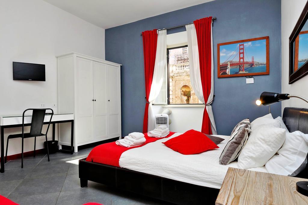 Cozy Apartment Fabia 300 Mt From Colosseum Ngoại thất bức ảnh